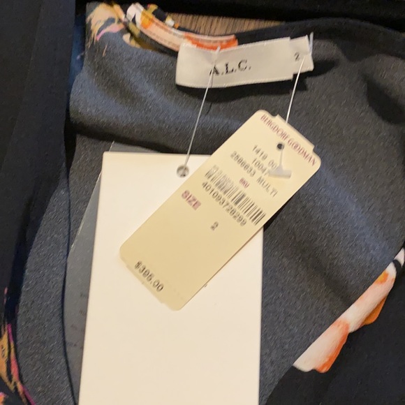 NWT A.L.C Mickalene one shoulder Top. Size 2 - Picture 4 of 7